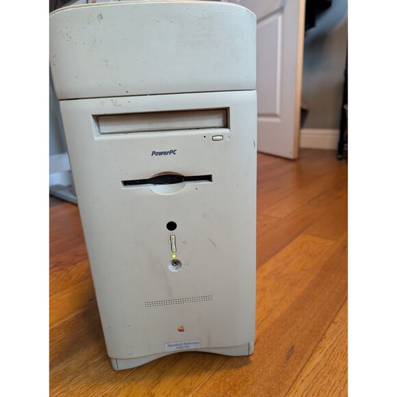 Macintosh Performa 6400/200 Video Editing Edition – Boots – Original Box – 1997 - Picture 1 of 6